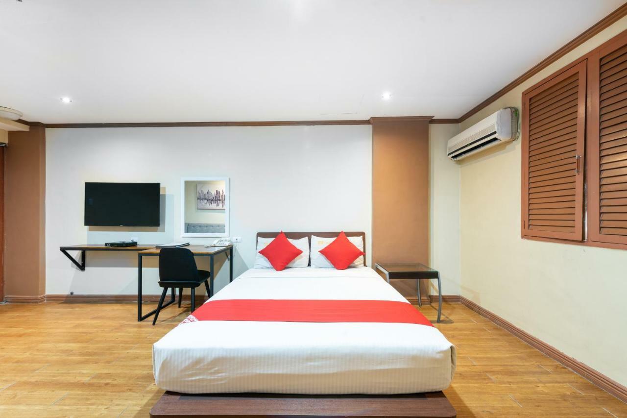 Dg Grami Hotel Paranaque City Exterior photo